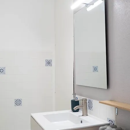 Le St Denis - Confortable Appartement T3 En Plein Coeur De Poitiers Lejlighed *
